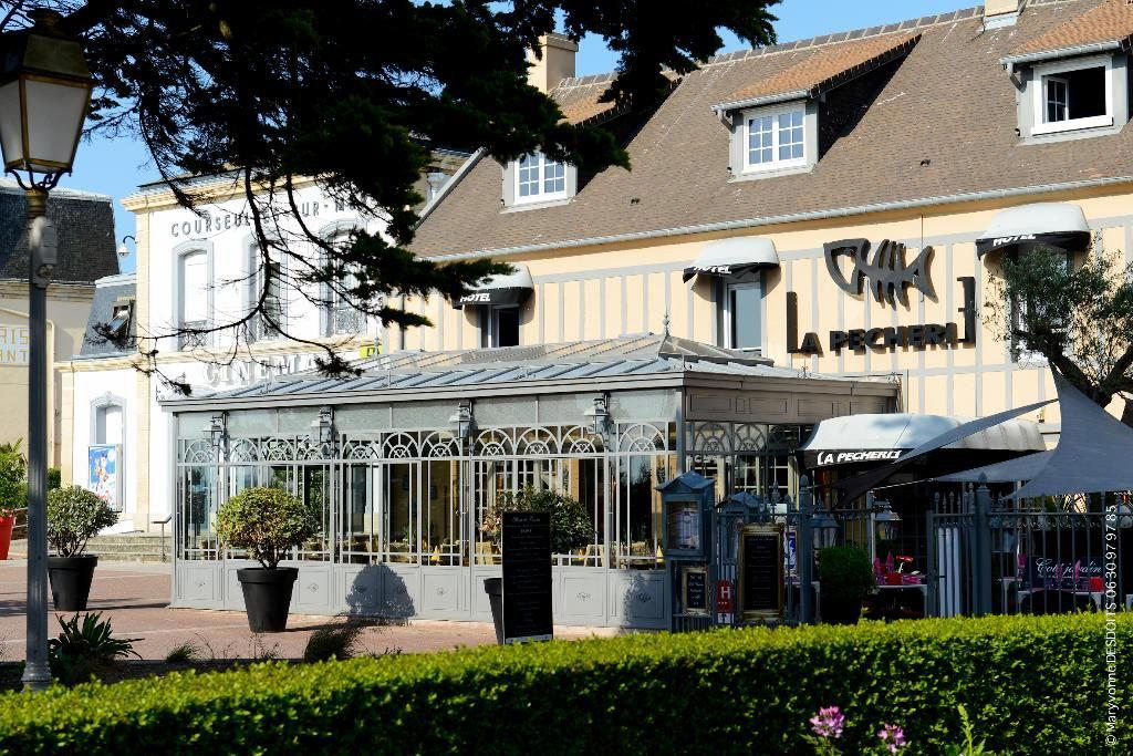 La Pêcherie restaurant in Courseulles-sur-Mer, France