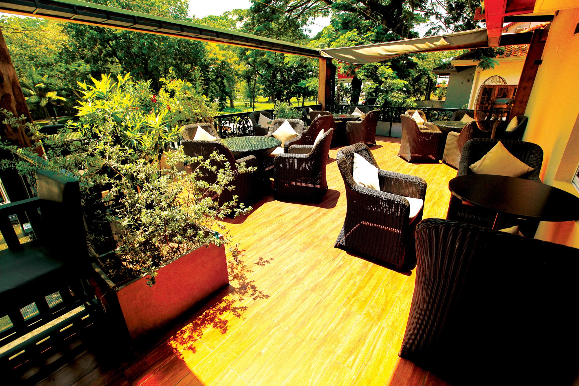 Upali's by Nawaloka restaurant in Colombo