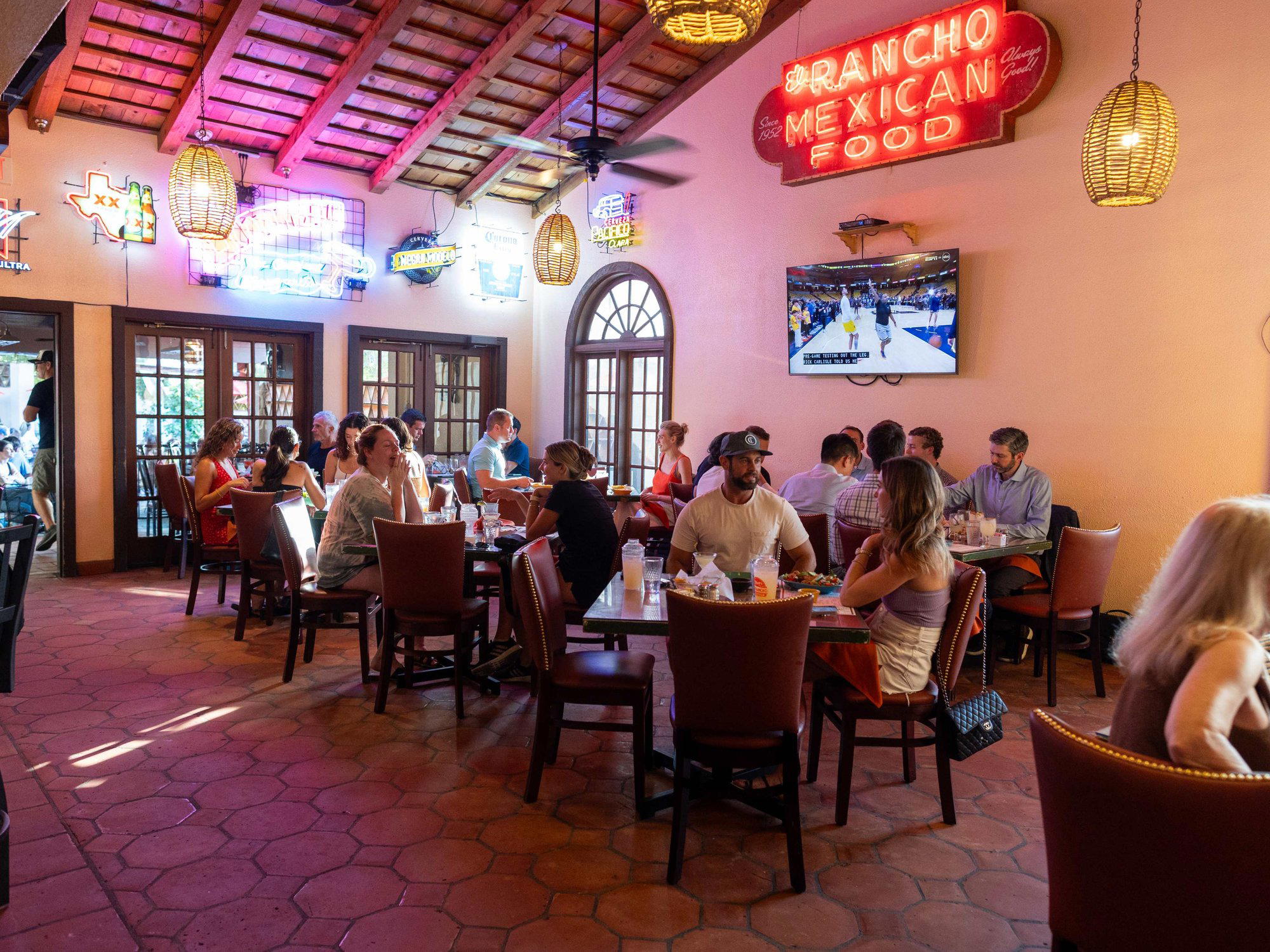 Matt's El Rancho restaurant in Austin, United States