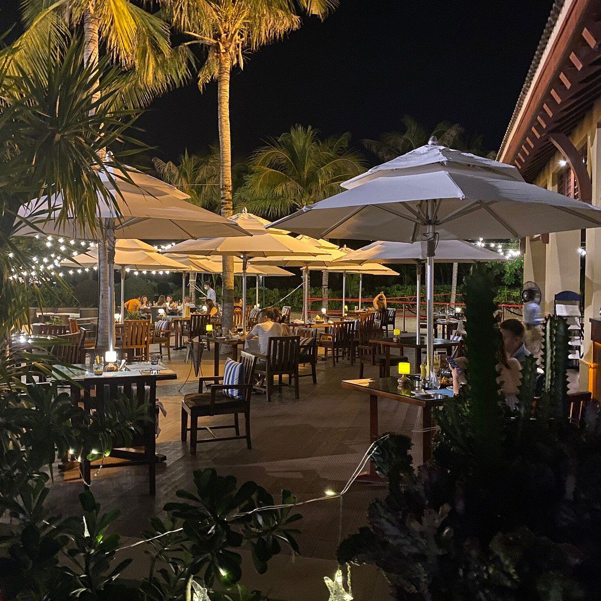 Sand, Restaurant in Sanya