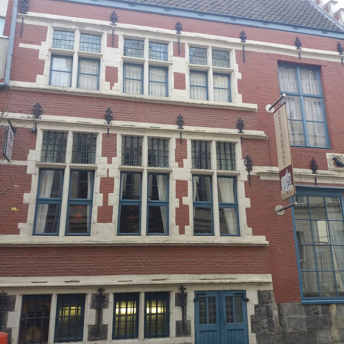 De Rave, Restaurant in Ghent