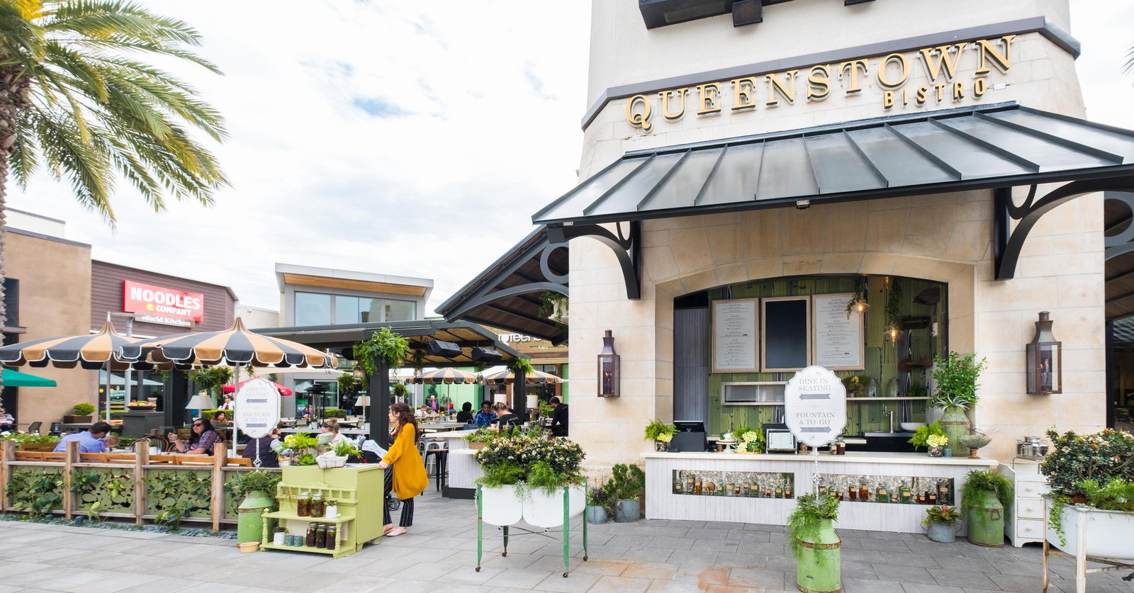 Queenstown Bistro - UTC, San Diego, United States