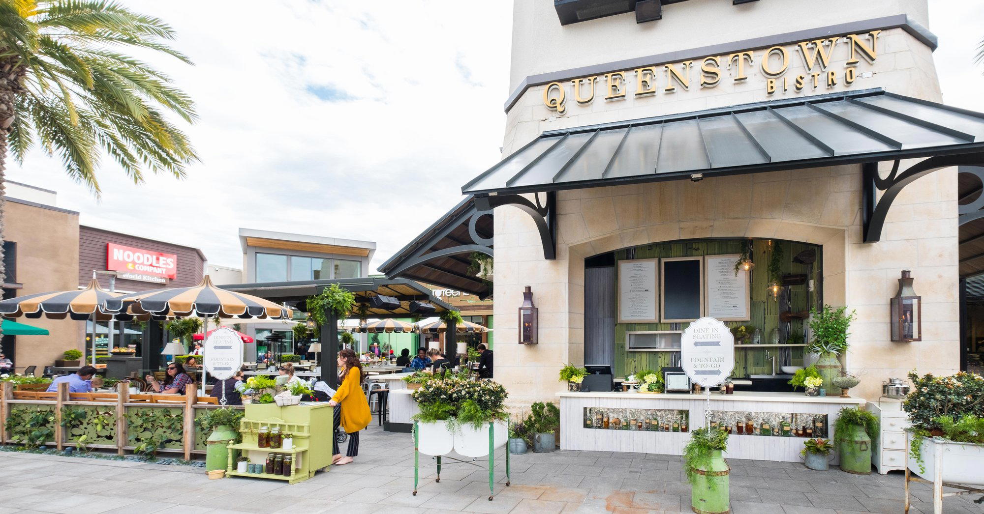 Queenstown Bistro - UTC restaurant in San Diego, United States