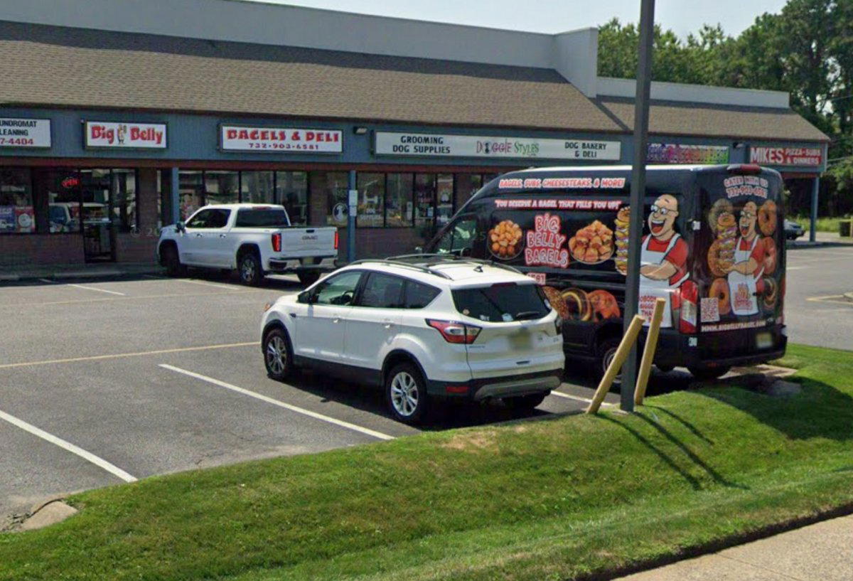 Big Belly Bagel restaurant in Brick Township