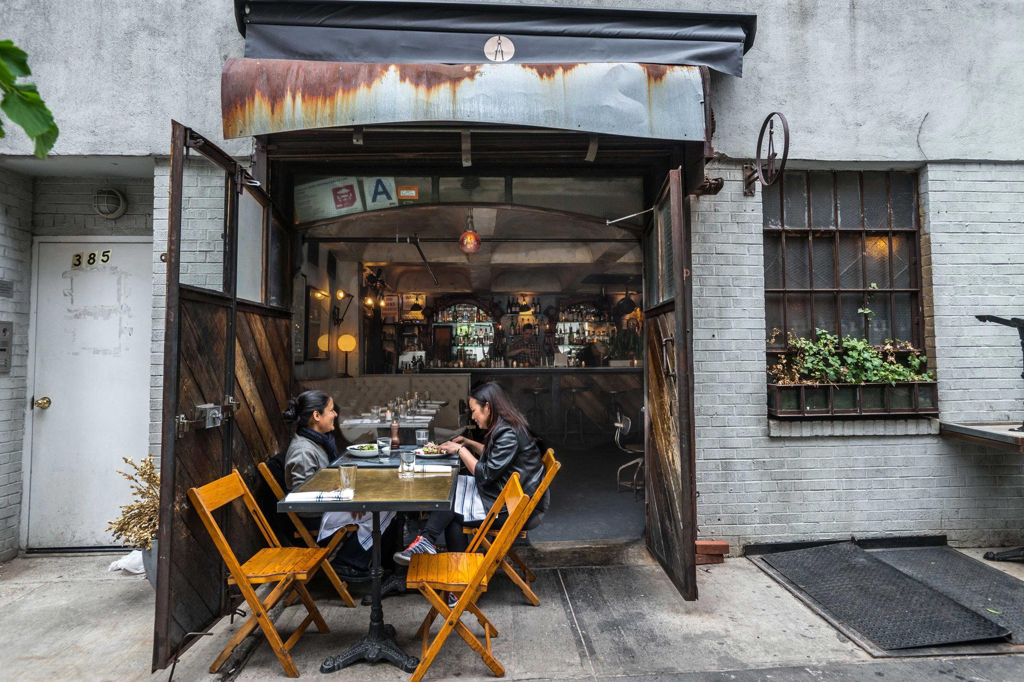 Smith & Mills restaurant in New York City, United States