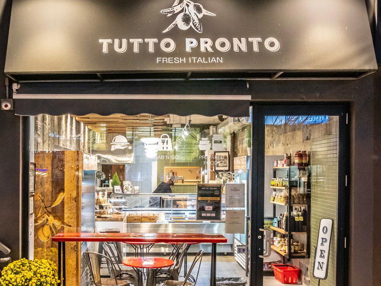 Tutto Pronto, North York, Canada