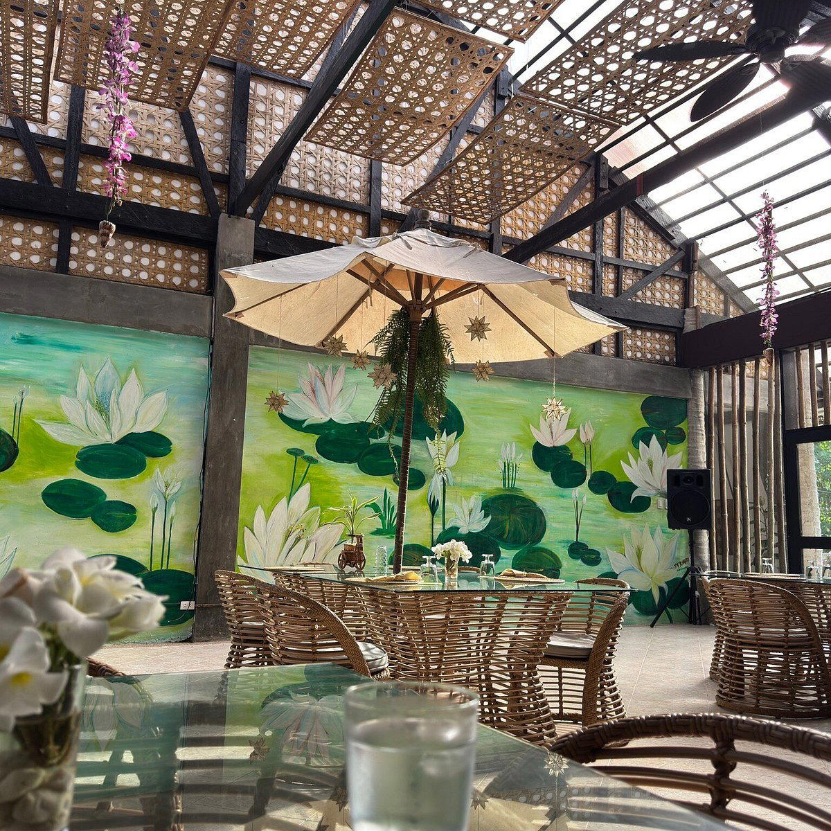 Clubhouse Restaurant