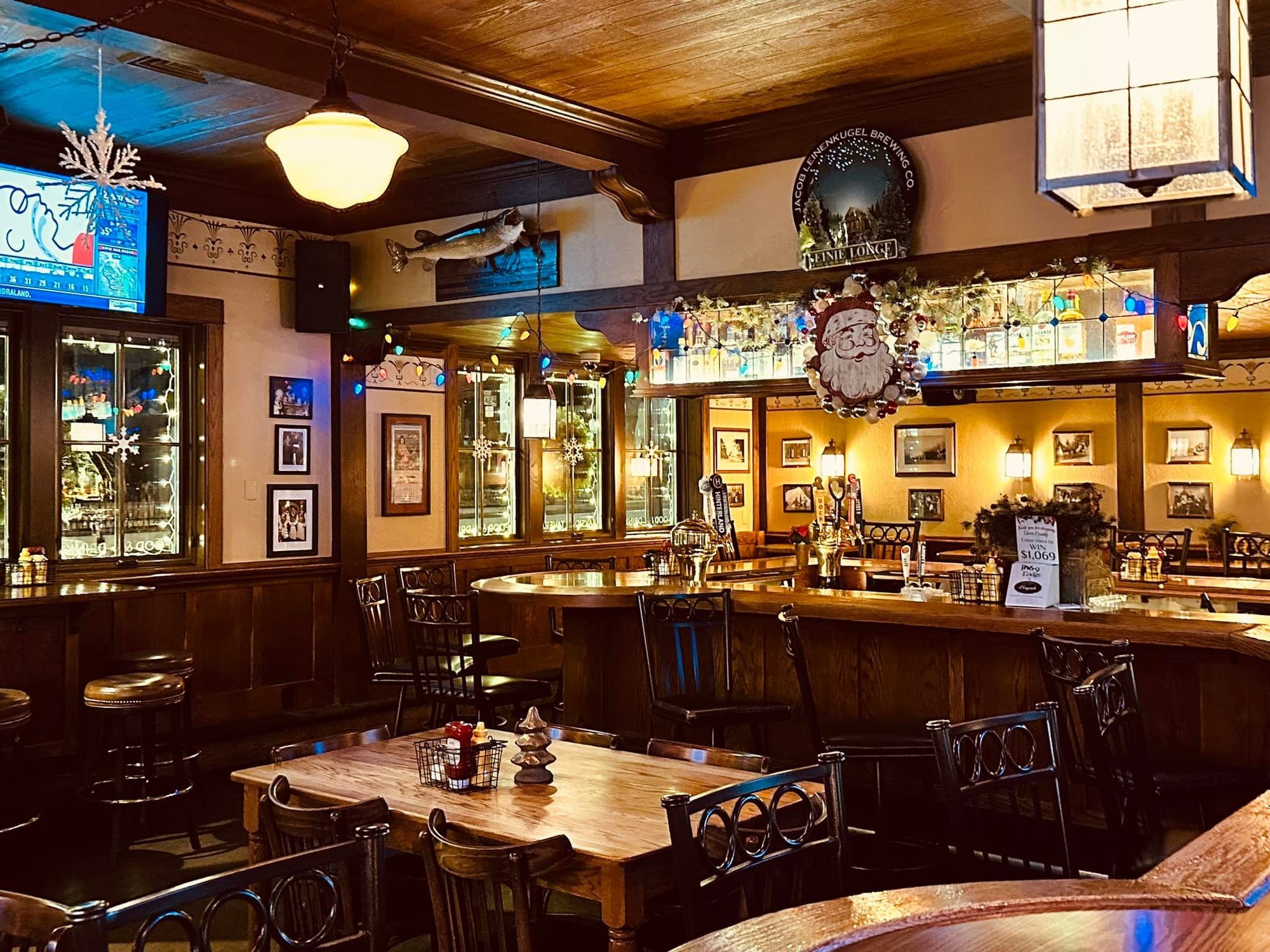 Bayside Tavern | Coffee | Shops