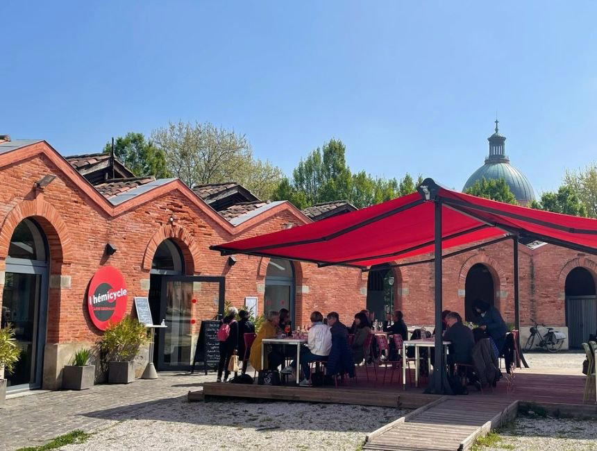 L'Hémicycle restaurant in Toulouse, France