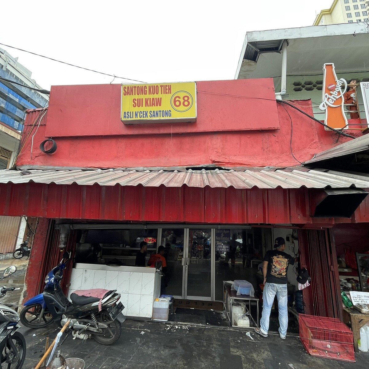 Kuo Tieh Santong 68 restaurant in Jakarta, Indonesia