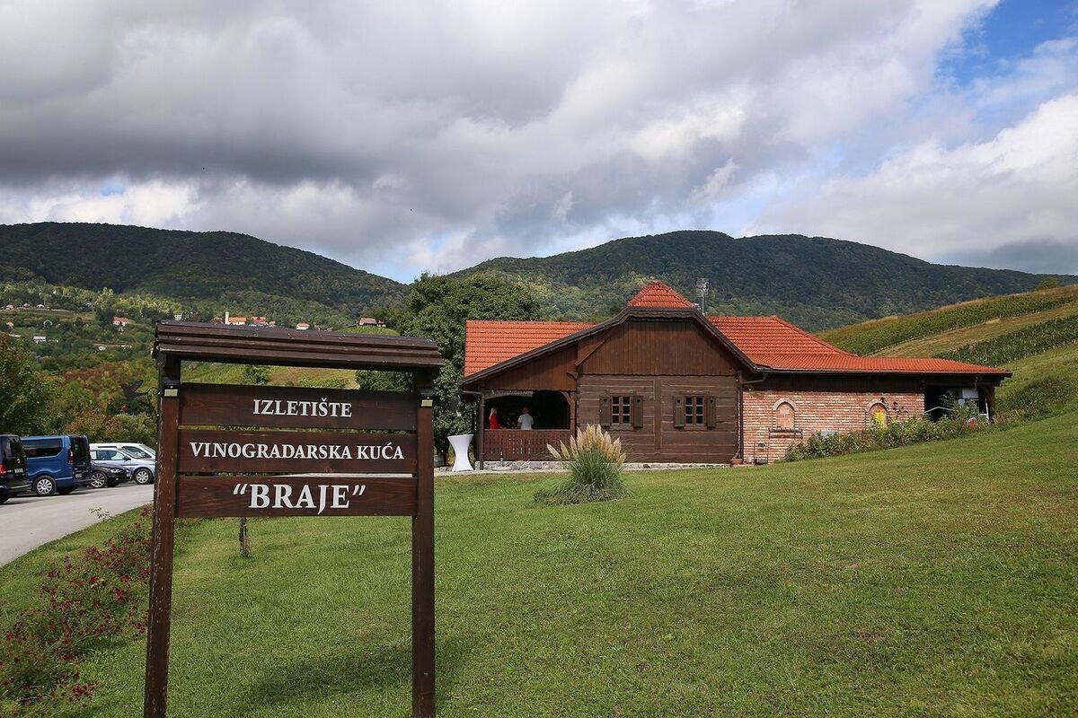 Vinogradarska kuća Braje restaurant in Jastrebarsko, Croatia