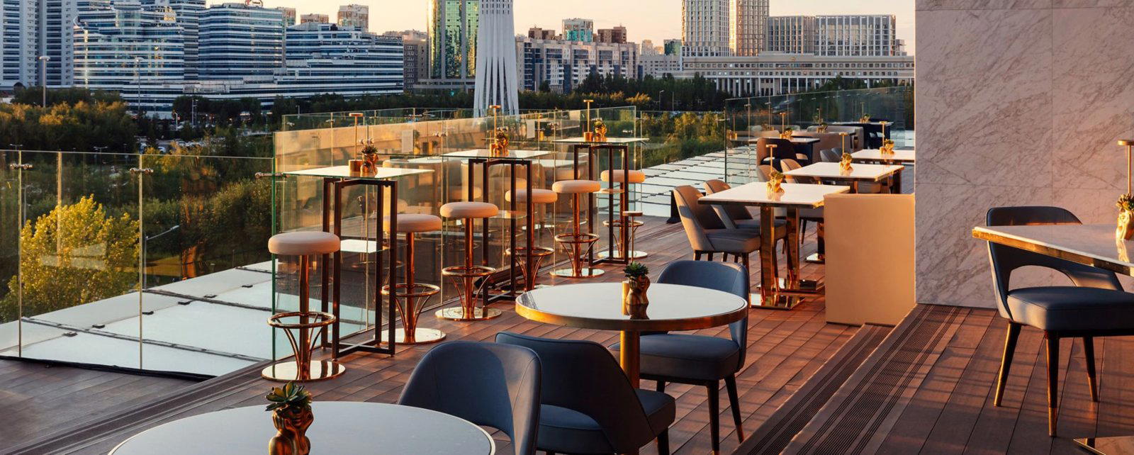 Mökki Terrace restaurant in Astana
