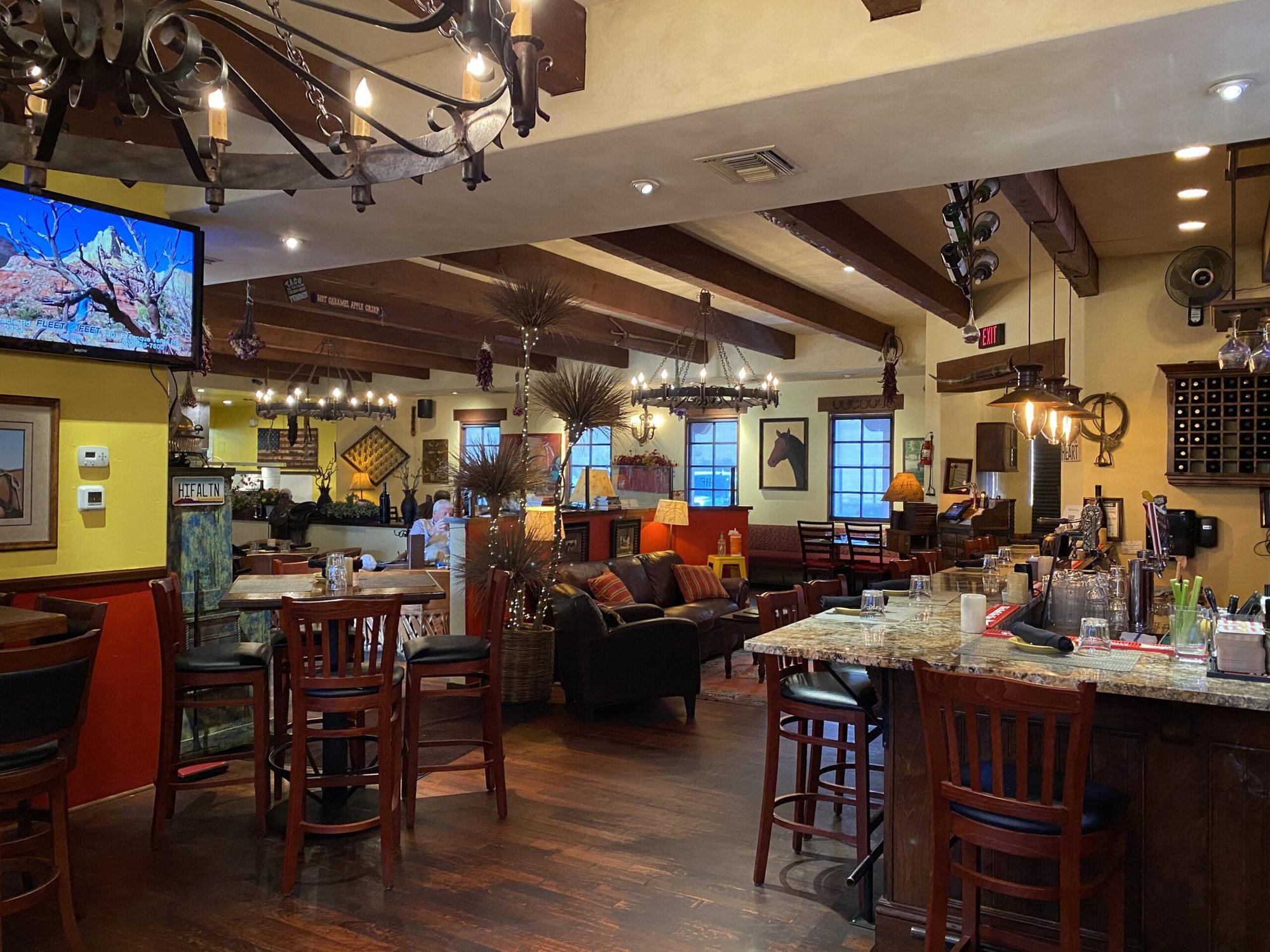 HiFalutin Rapid Western Grill restaurant in Tucson, United States