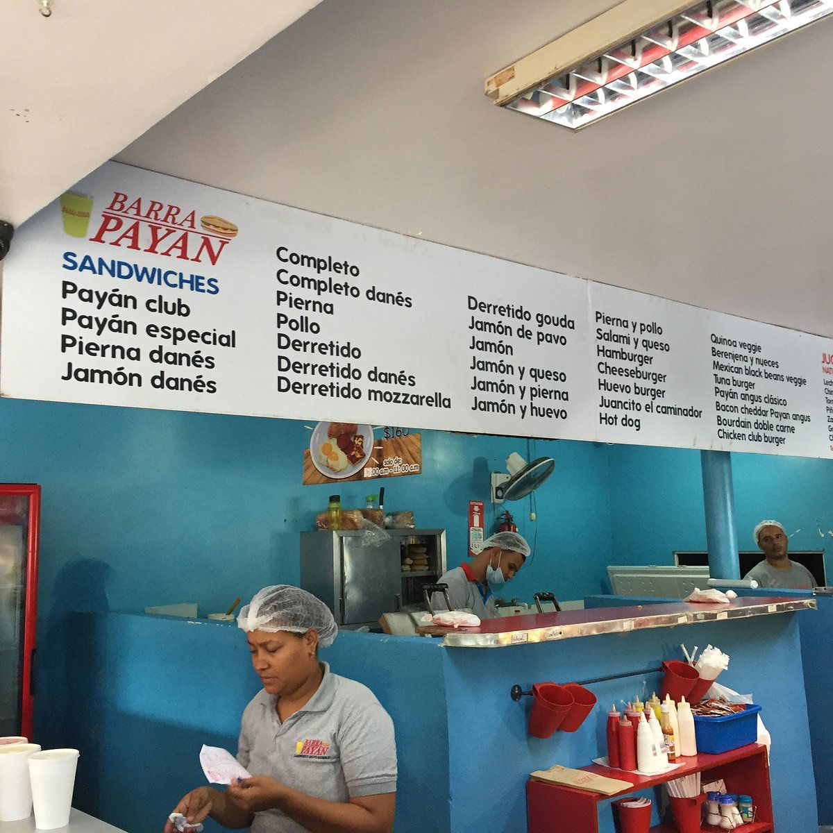 Barra Payán, Restaurant in Santo Domingo
