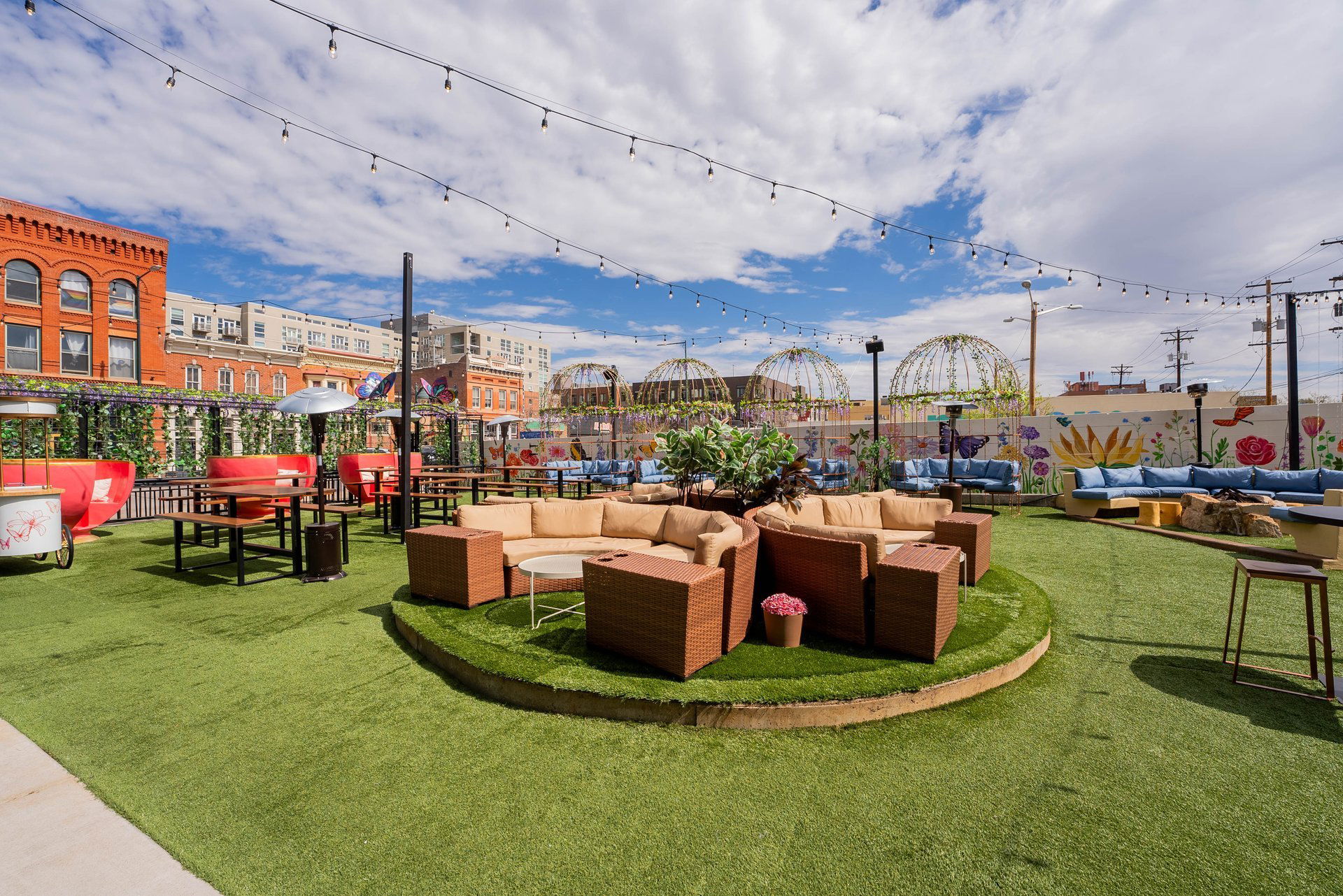 Wonderyard Garden + Table, Restaurant in Denver