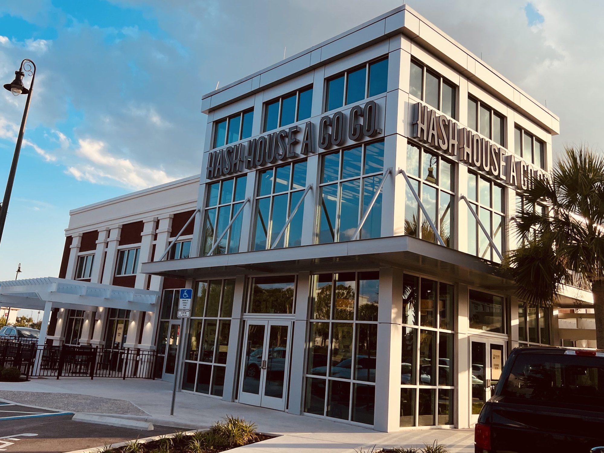 Hash House a Go Go - Winter Garden restaurant in Winter Garden, United States