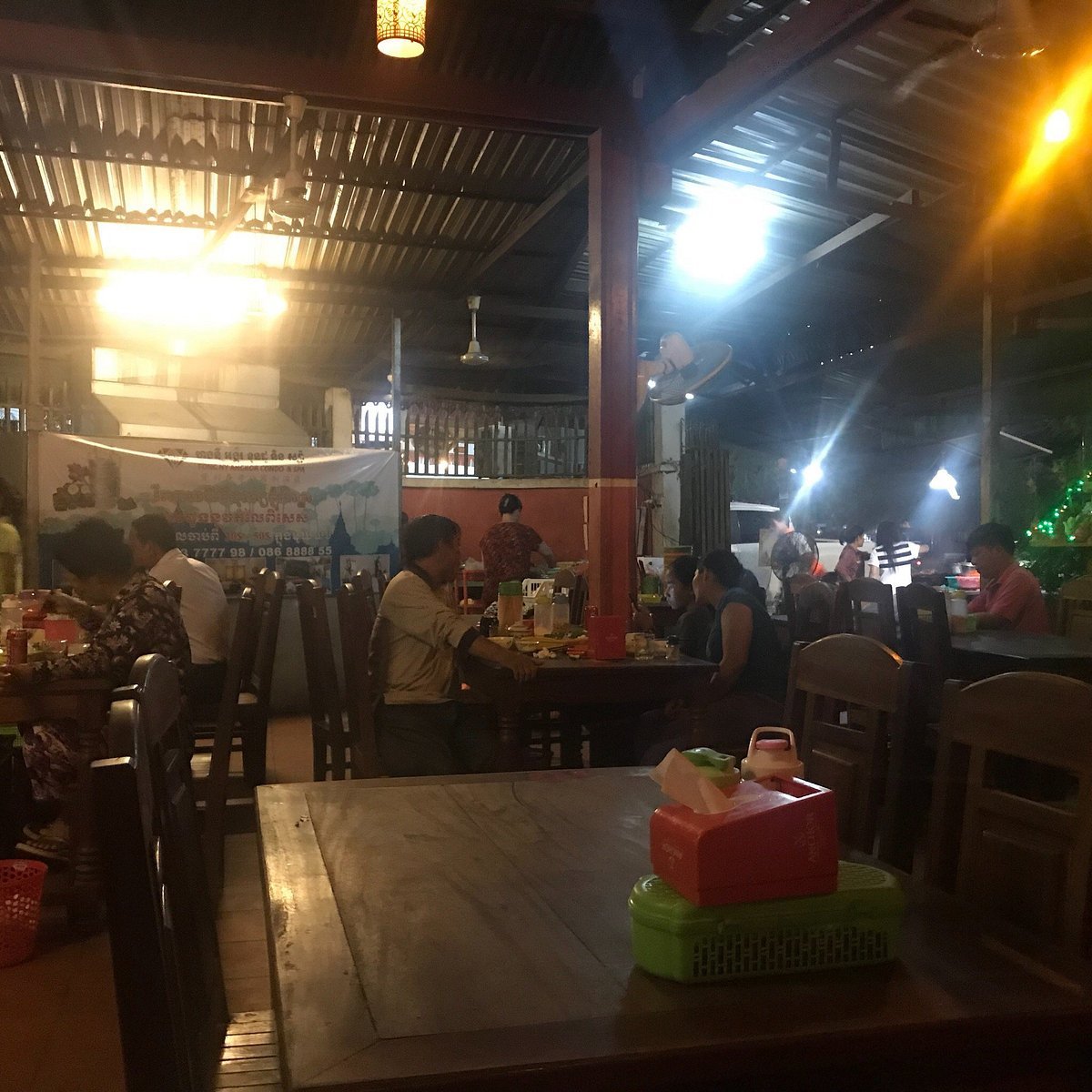 Damnak Meas, Restaurant in Siem Reab