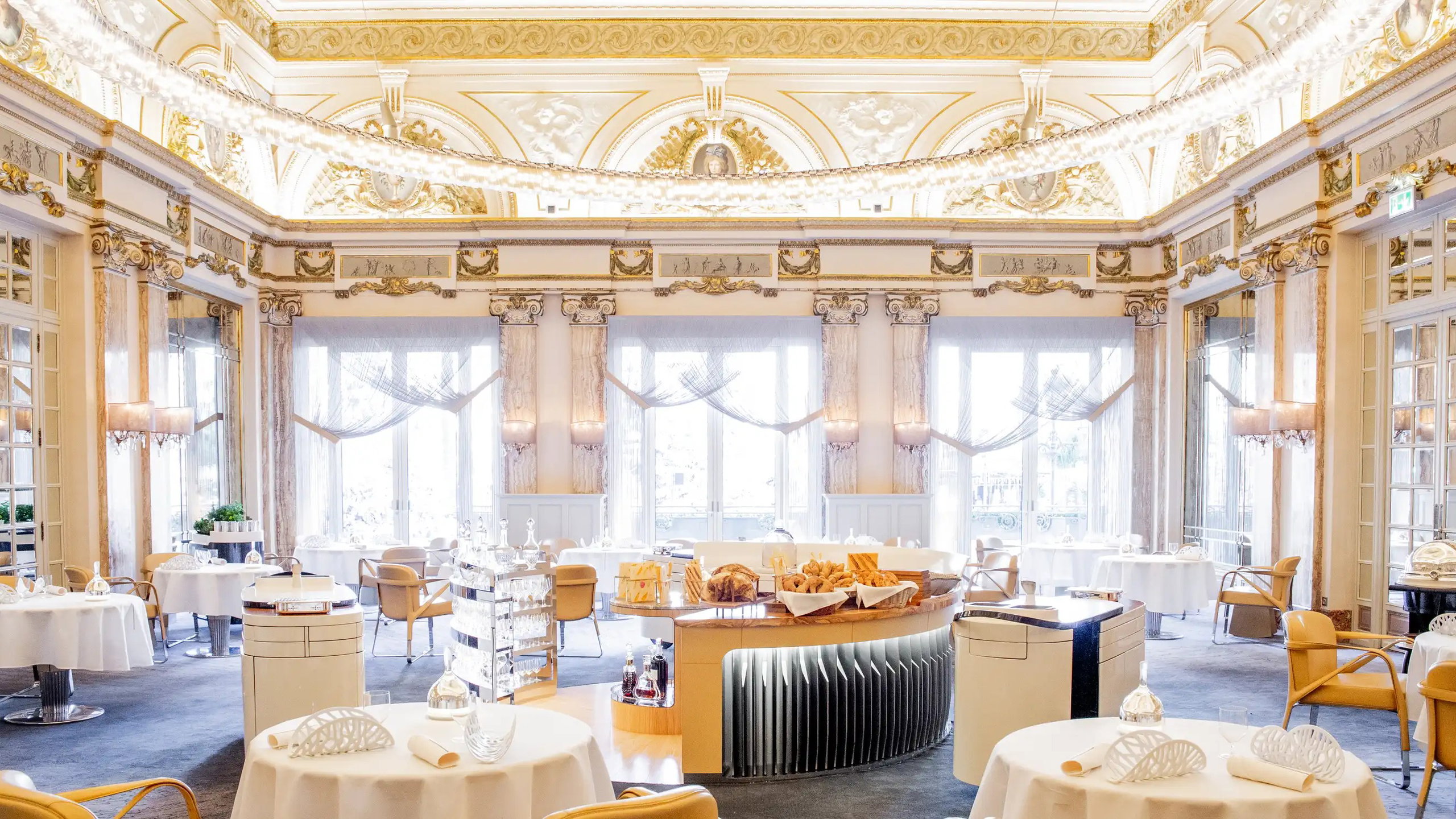 Alain Ducasse- Louis XV