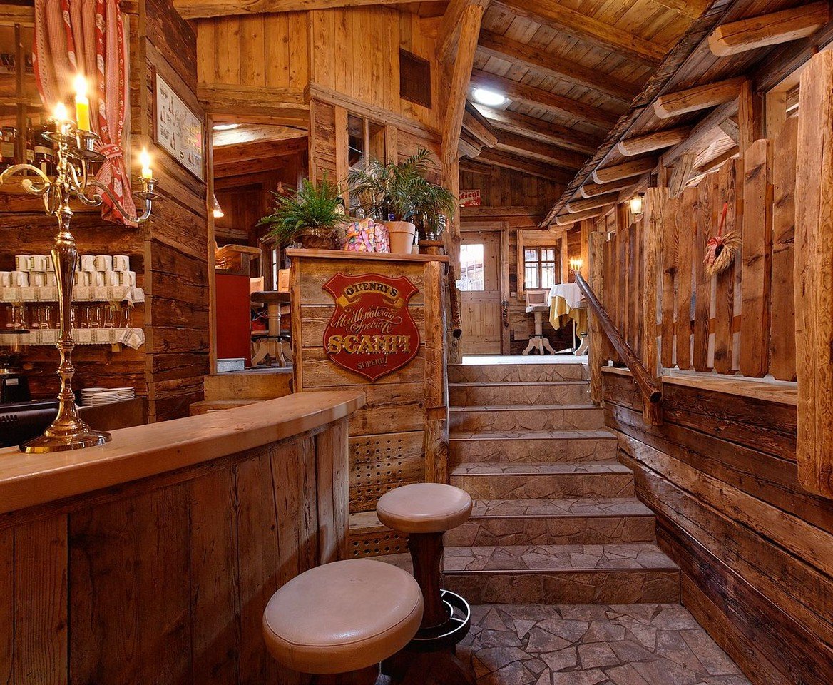 Pizzeria Ristorante Helmhotel
