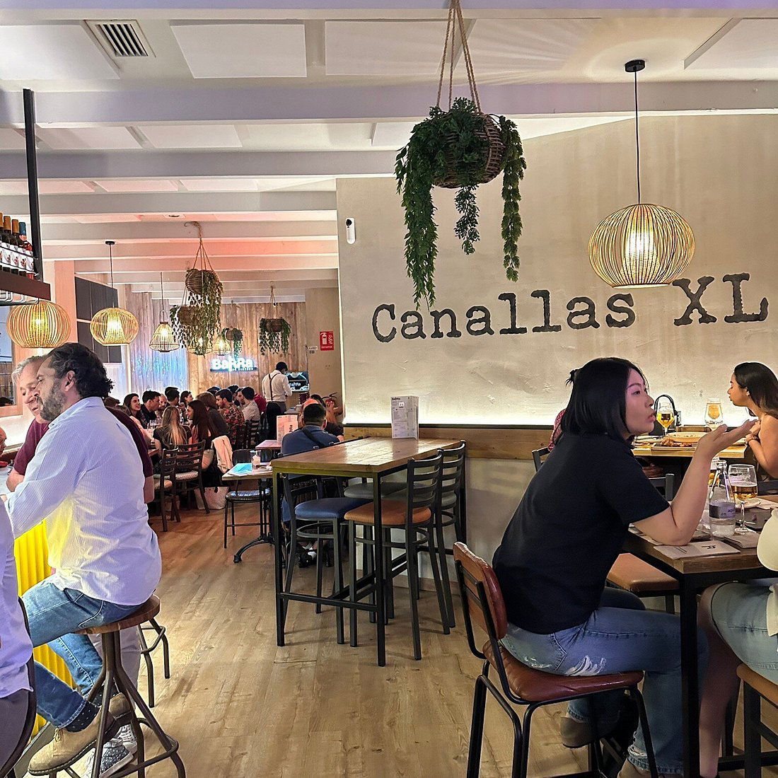 BaRRa de Pintxos Montecarmelo, Restaurant in Madrid