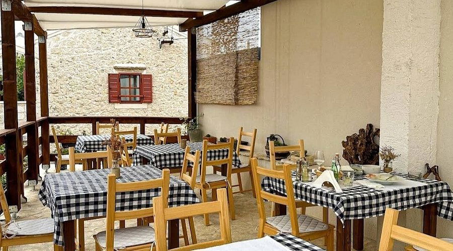 Konoba Momento, Restaurant in Petrčane