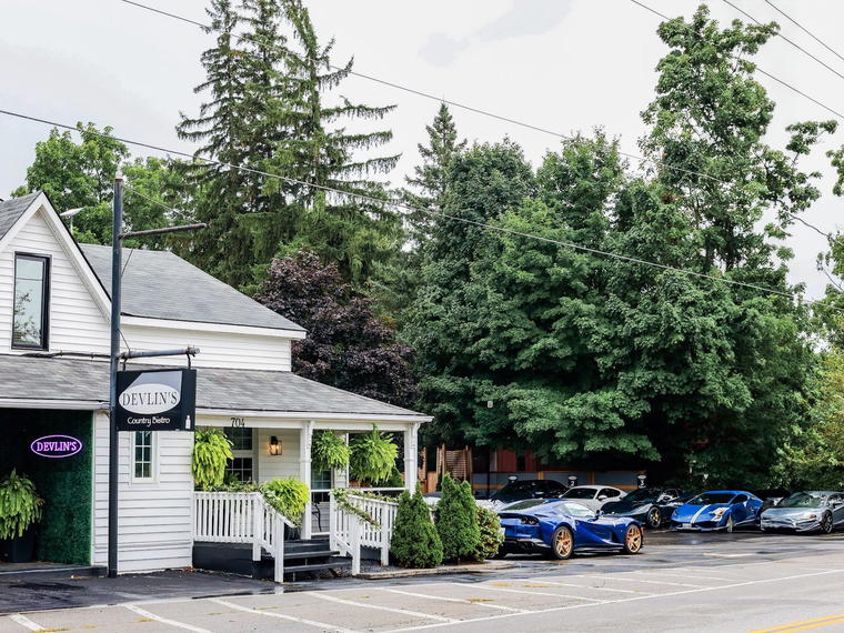 Devlin’s Country Bistro, Mount Pleasant, Canada