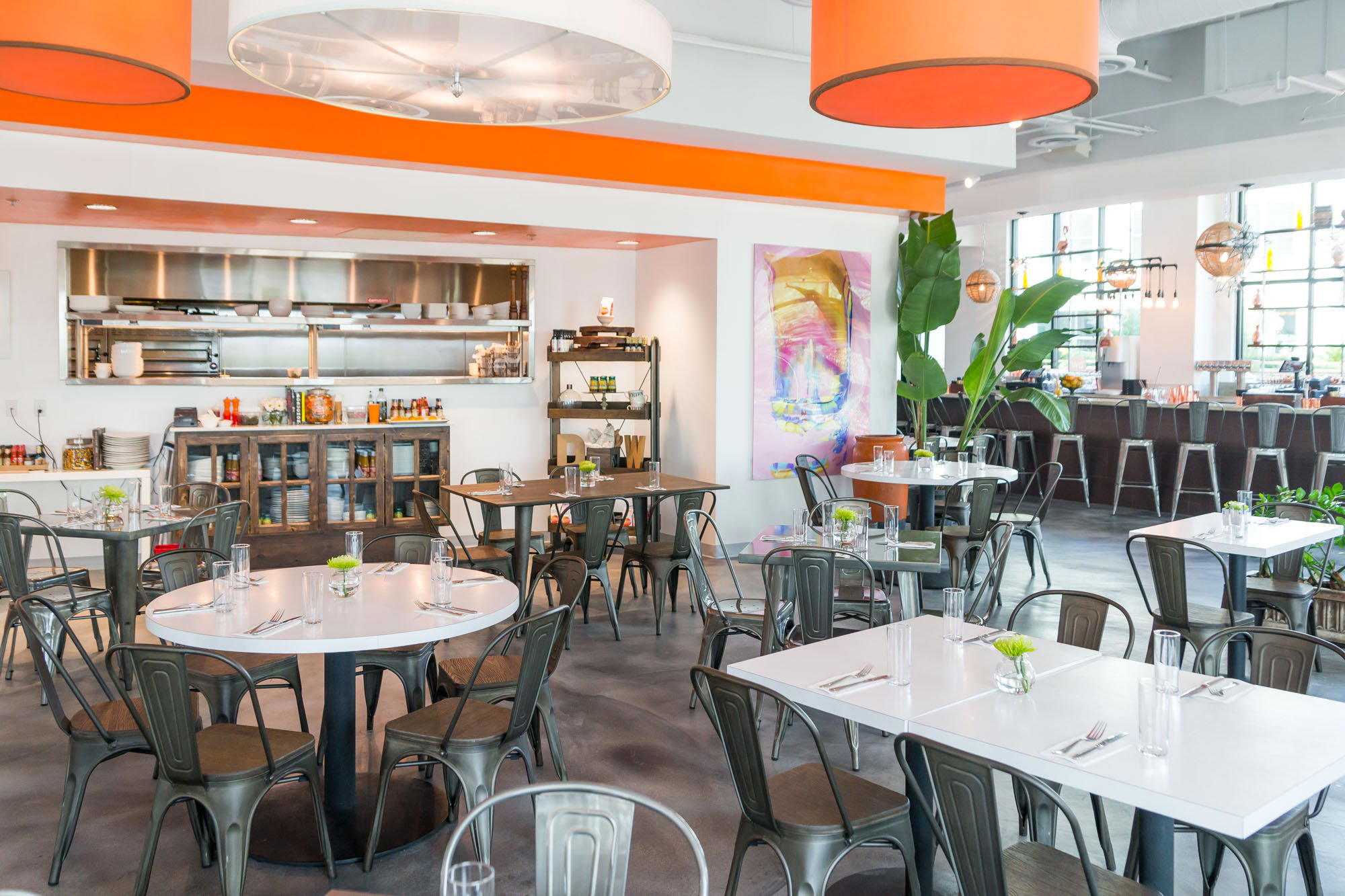 DW Bistro restaurant in Spring Valley