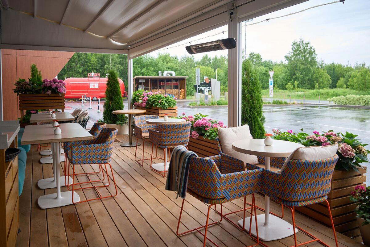 Кофемания restaurant in Gorskoe, Russia