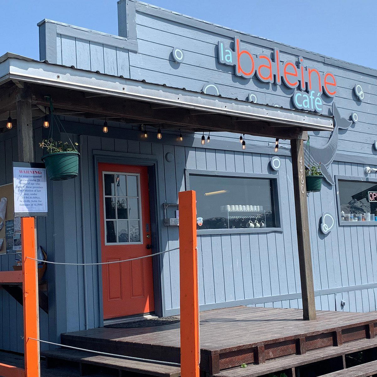 La Baleine Café restaurant in Homer