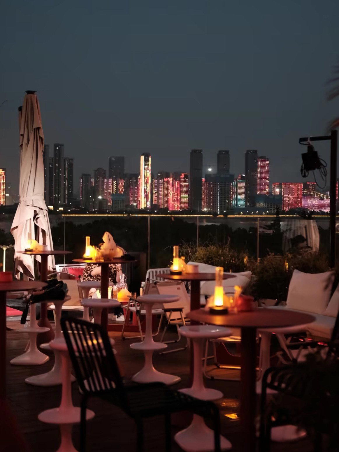 NO.1 RESTAURANT, Wuhan, China