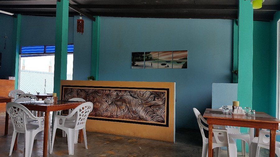 Café Huraa
