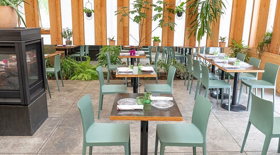 Park By Sidewalk Citizen, Restaurant in Calgary