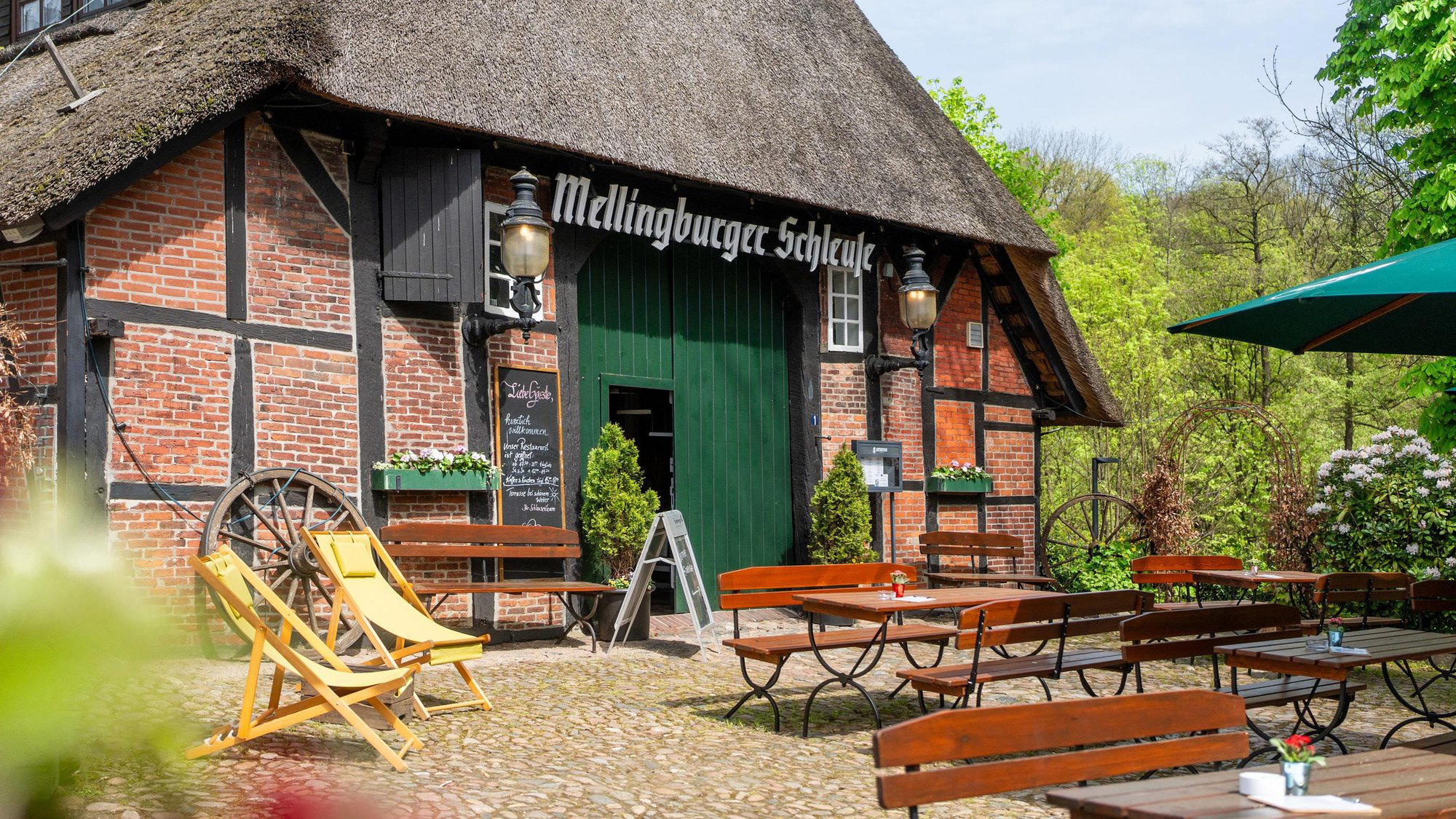 Schleusenbude restaurant in Hamburg, Germany