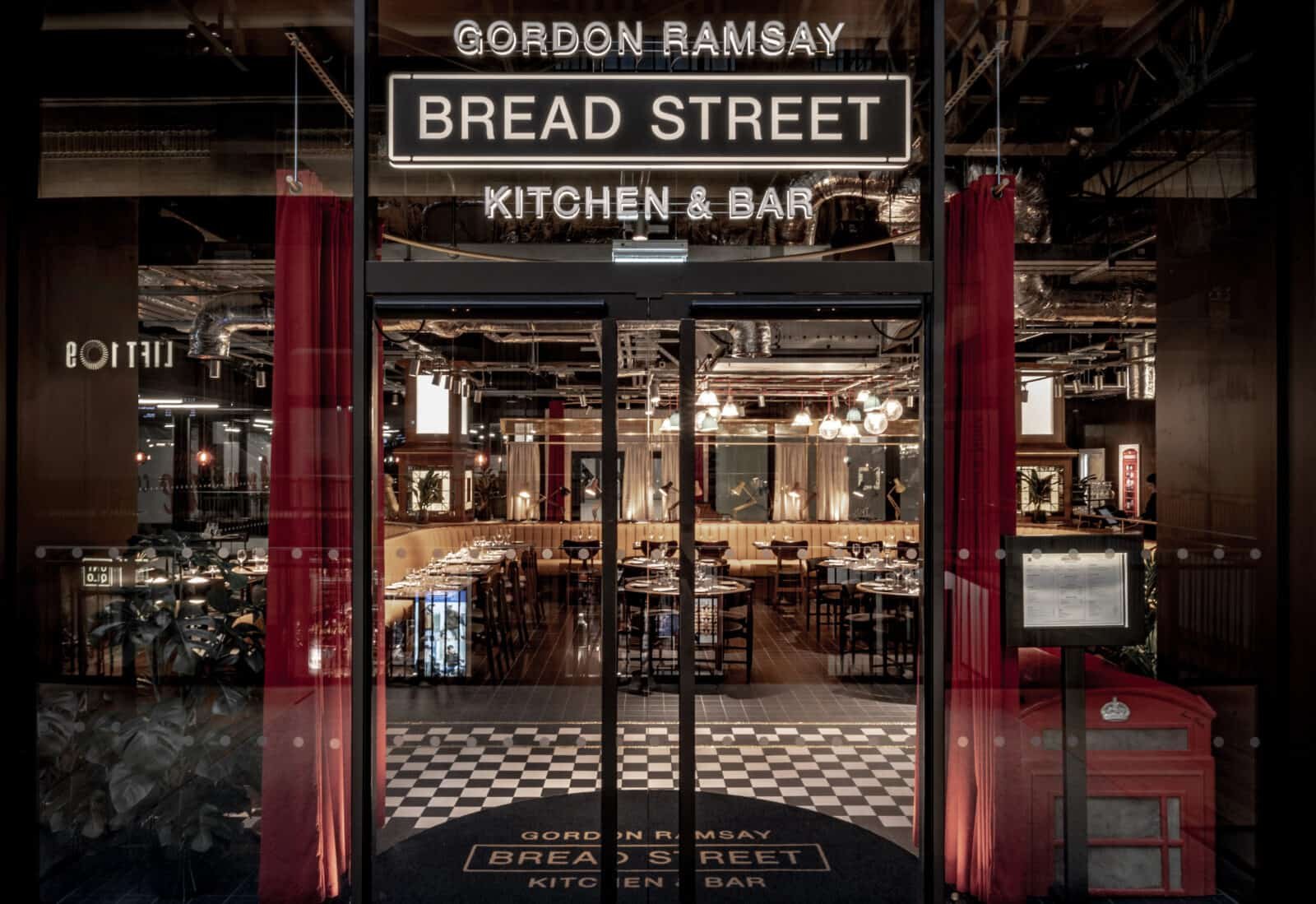 Bread Street Kitchen & Bar restaurant in London, United Kingdom