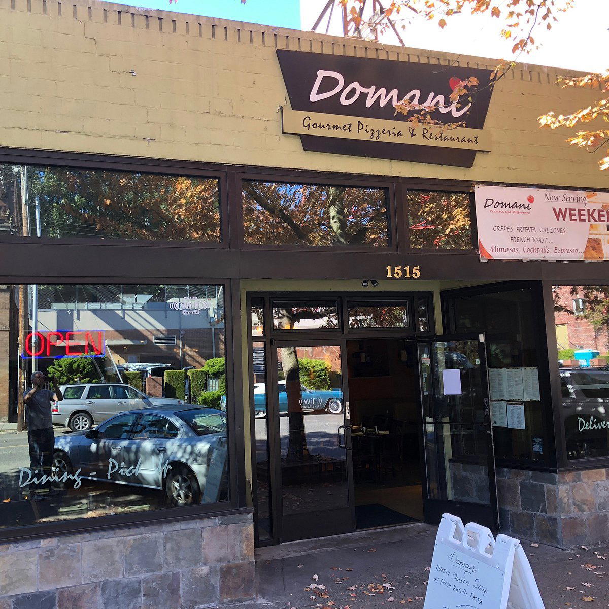 Domani Pizzeria and Restaurant restaurant in Seattle, United States