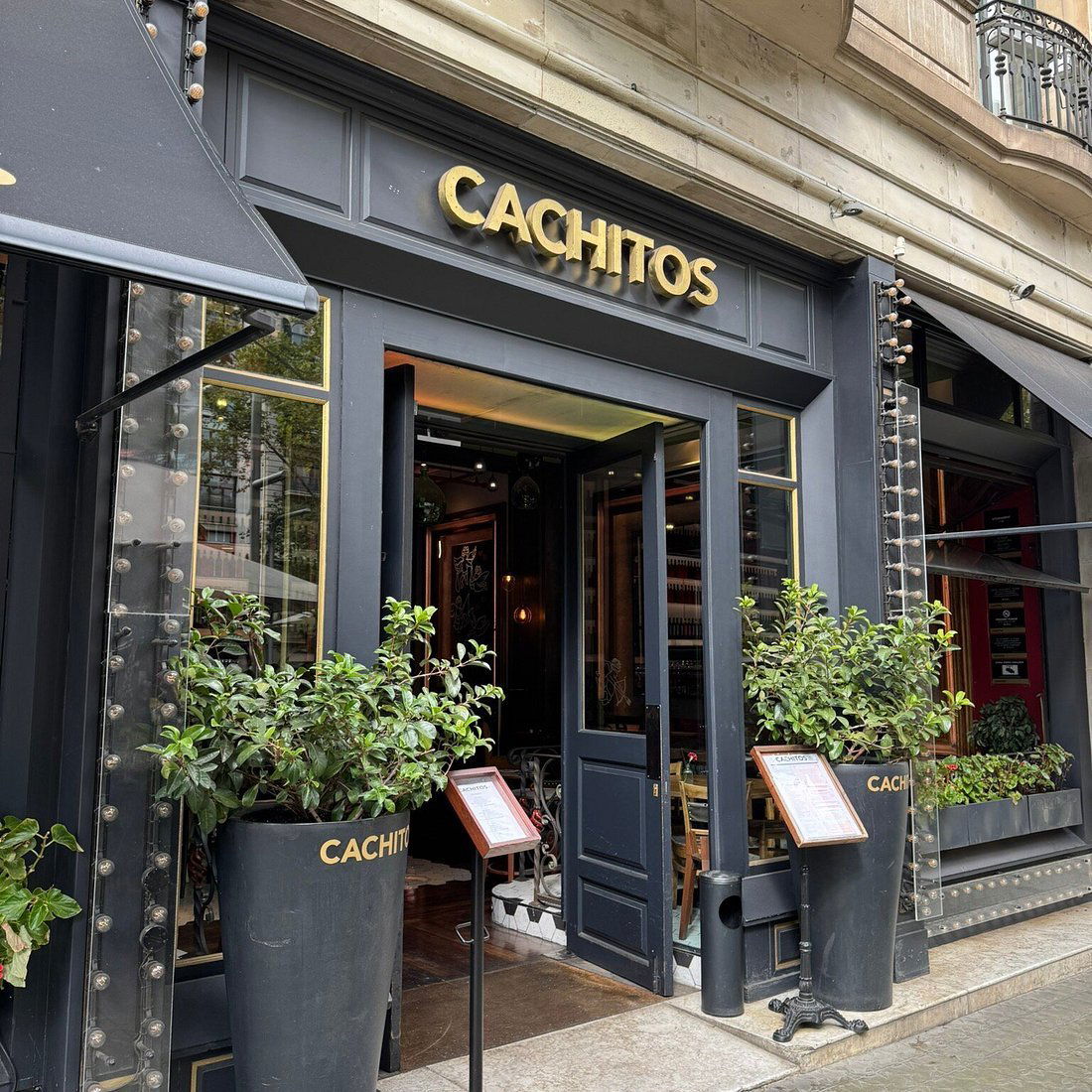 Cachitos Diagonal, Restaurant in Barcelona