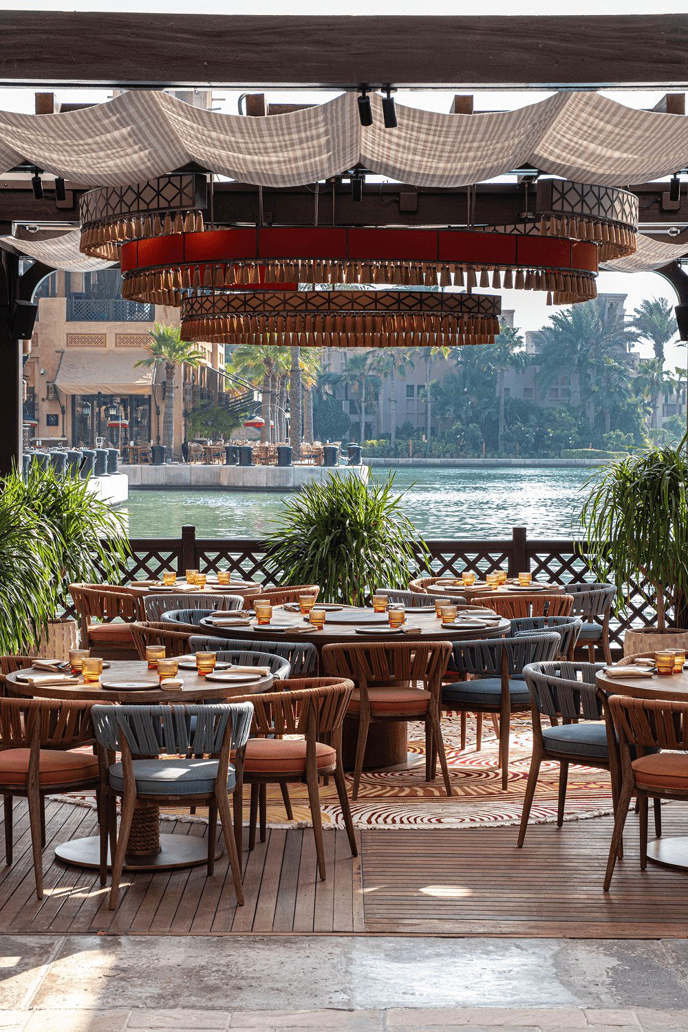 SANA Dubai, Restaurant in Dubai