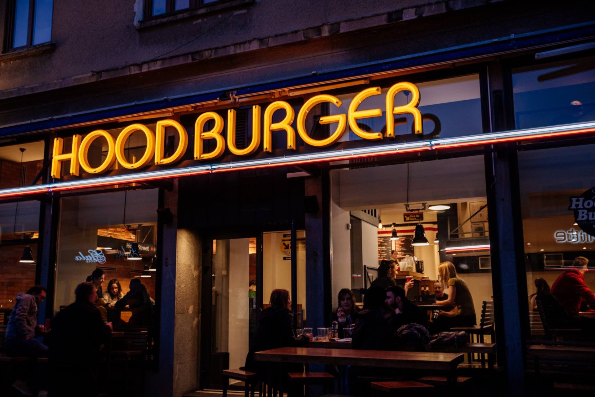 Hood Burger Center, Restaurant in Ljubljana