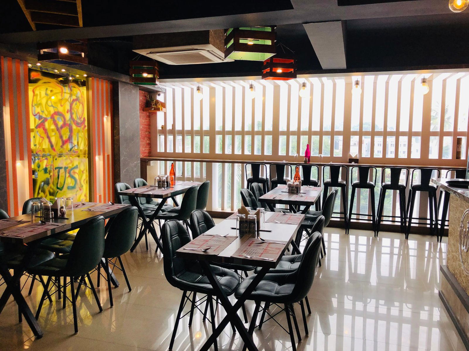 The Boring, Restaurant in Guildford