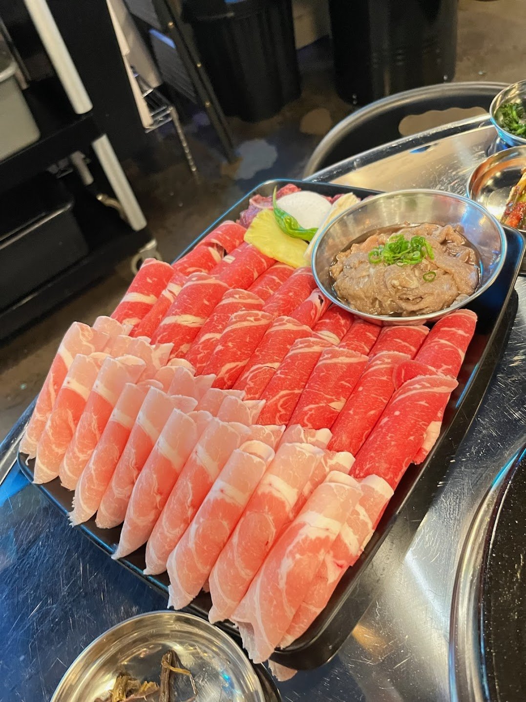 KKONDAE K-BBQ(꼰대돼지), Restaurant in Los Angeles