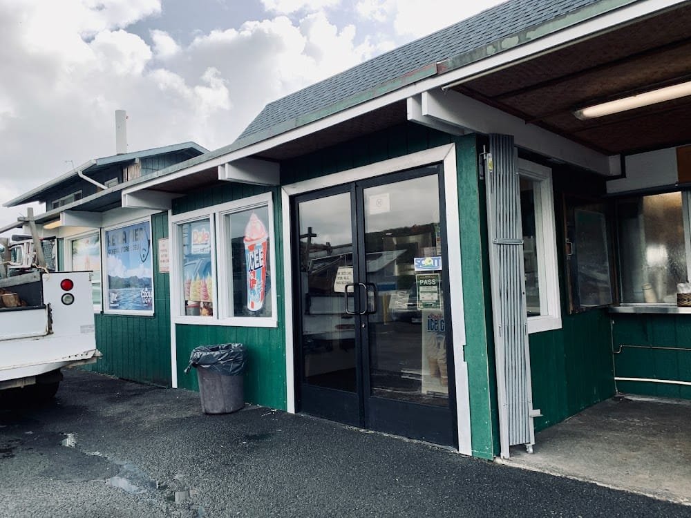He'Eia Kea Pier General Store & Deli