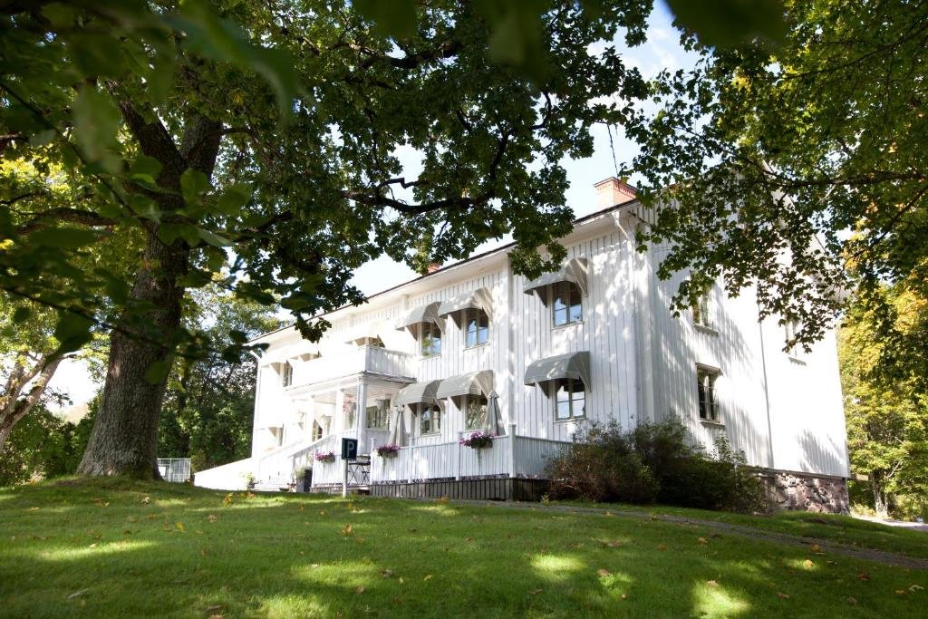 Ölme Prästgård Gästgiveri, Restaurant in Kristinehamn