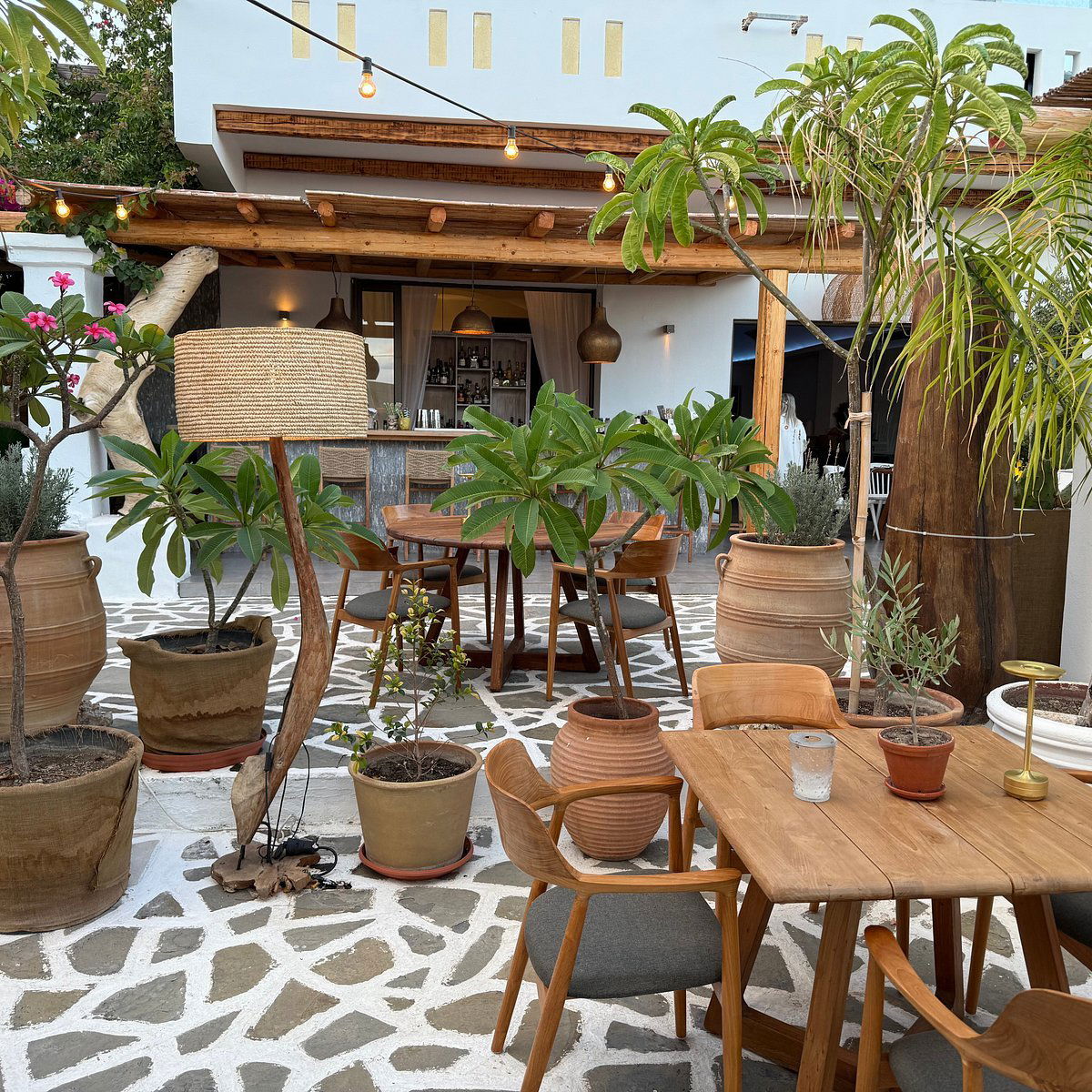 Lithos Main Restaurant, Restaurant in Rhodes