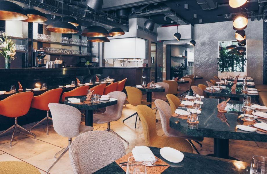 Tres restaurant in New Delhi, India