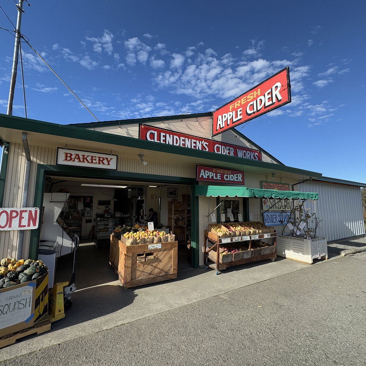 Clendenen's Cider Works, Restaurant in Fortuna