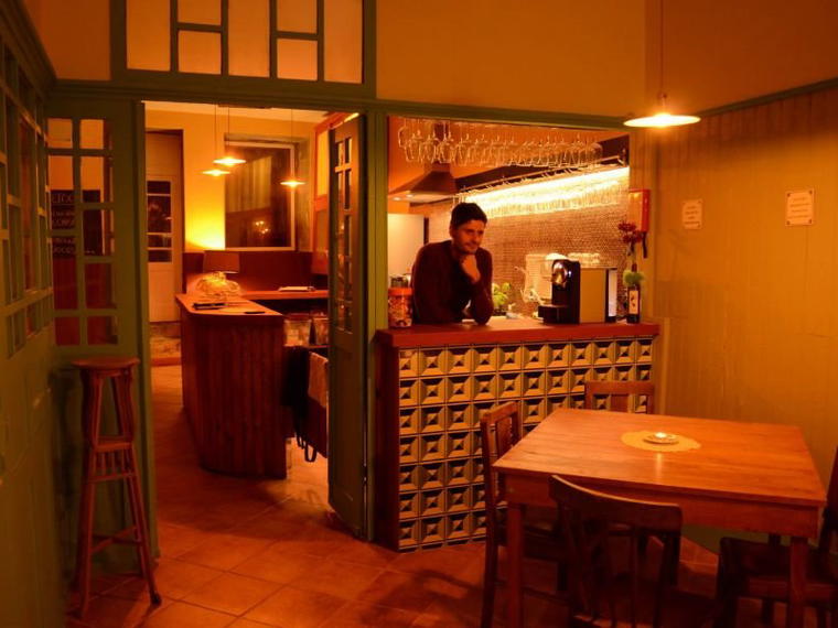 Taberna Folias de Baco, Porto, Portugal