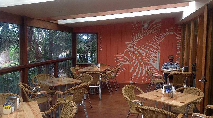 Coral Café, Restaurant in Isla Frangipani