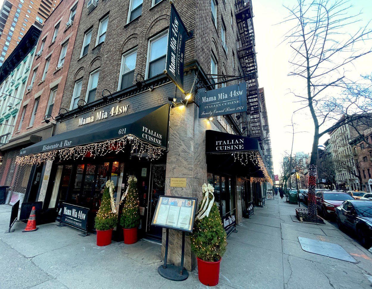 Mama Mia 44SW restaurant in New York City, United States