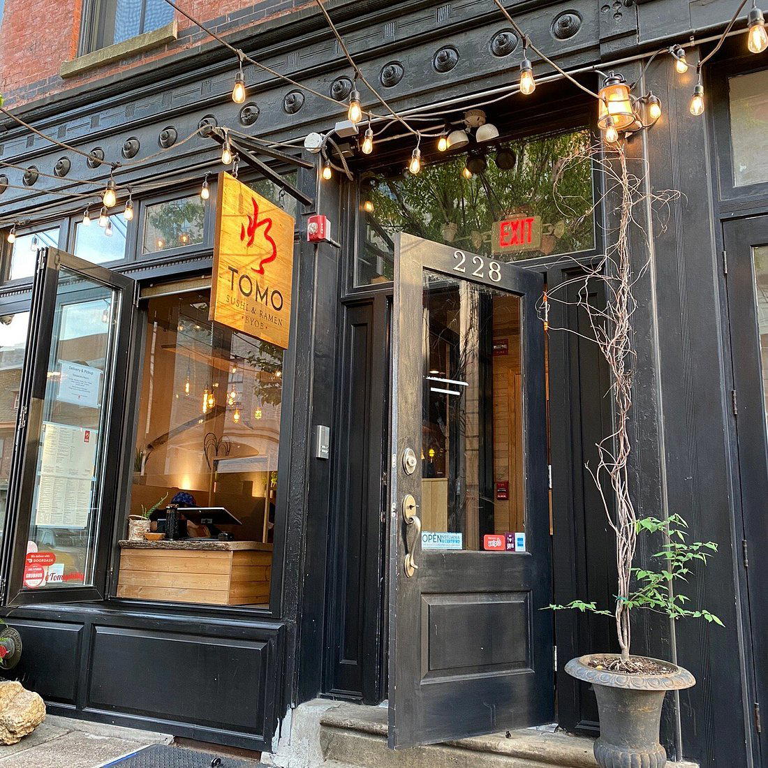 Tomo Sushi & Ramen restaurant in Philadelphia, United States