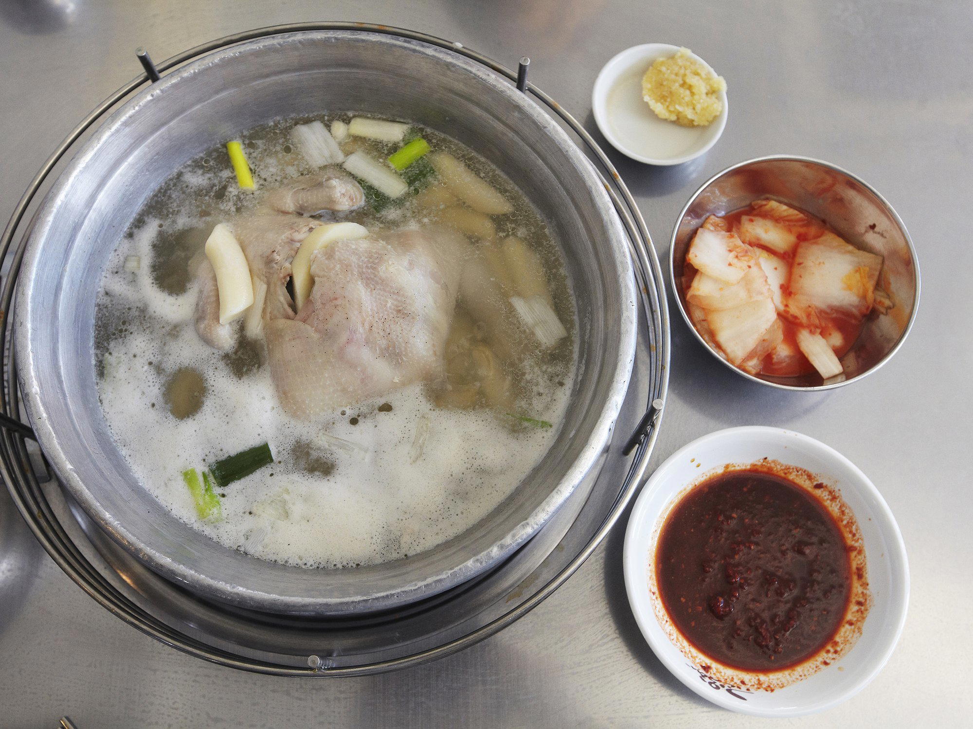 Jinokhwa Halmae Wonjo Dakhanmari restaurant in Seoul, South Korea